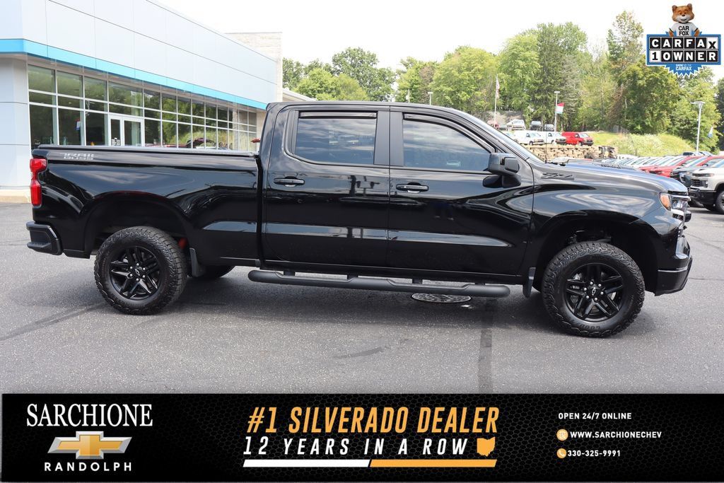 Used 2025 Chevrolet Silverado 1500 LT Trail Boss w/ Convenience Package II AWD/4WD image 1