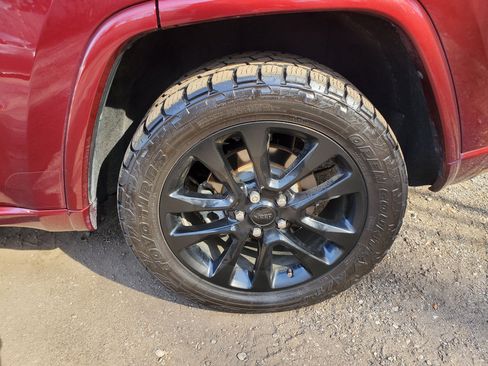 Used 2019 Jeep Grand Cherokee Altitude image 5