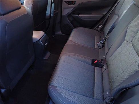 Certified 2024 Subaru Crosstrek 2.0i Premium image 9