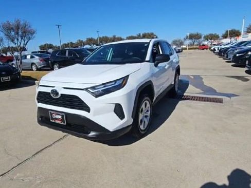 Used 2024 Toyota RAV4 LE image 3