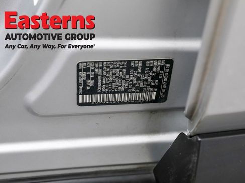 Used 2023 Nissan Rogue SV image 35