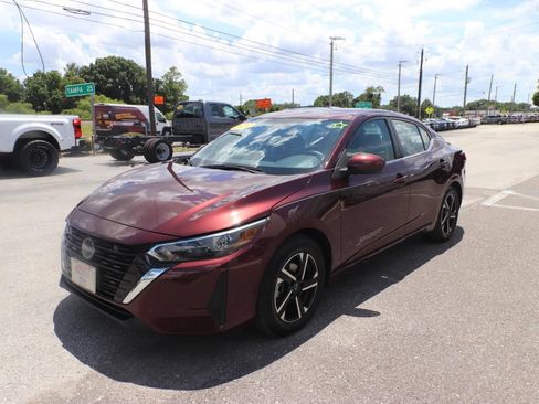 Used 2024 Nissan Sentra SV FWD image 1