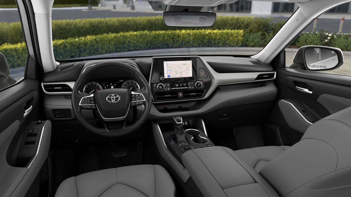 New 2026 Toyota Highlander XLE AWD/4WD image 3