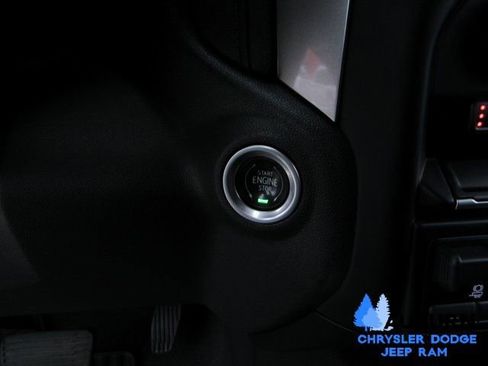 Used 2021 Chevrolet Silverado 1500 LTZ w/ LTZ Convenience Package II image 18