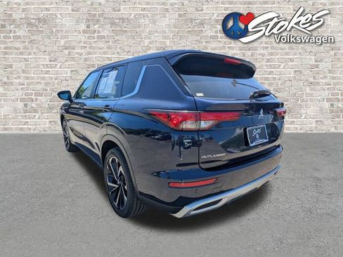 Used 2024 Mitsubishi Outlander SE image 6