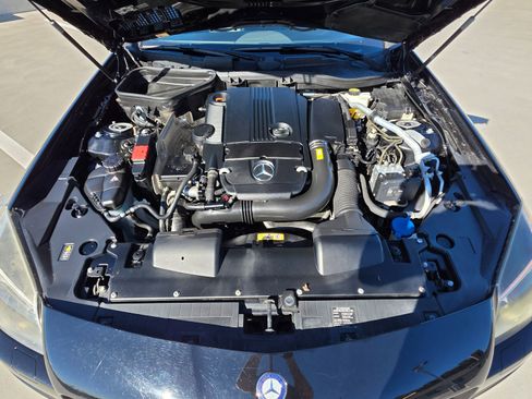 Used 2013 Mercedes-Benz SLK 250 w/ Premium I Pkg image 39