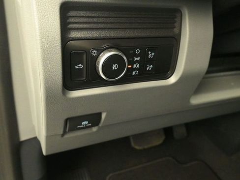 New 2026 Ford F250 4x4 Crew Cab Super Duty image 14