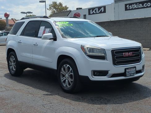 Used 2016 GMC Acadia SLT FWD image 3