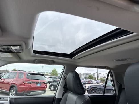 Used 2024 Toyota 4Runner SR5 Premium w/ Moonroof Package AWD/4WD image 20