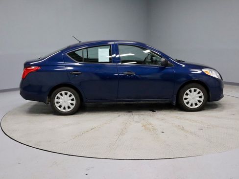 Used 2013 Nissan Versa S image 10