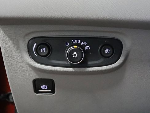 Used 2019 GMC Terrain SLT w/ Preferred Package image 20