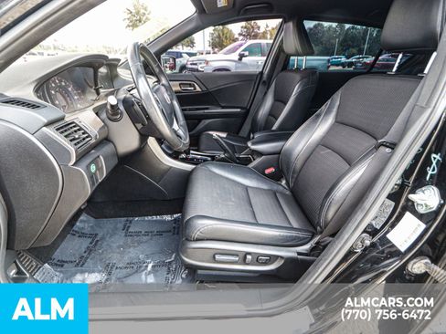 Used 2017 Honda Accord Sport image 22