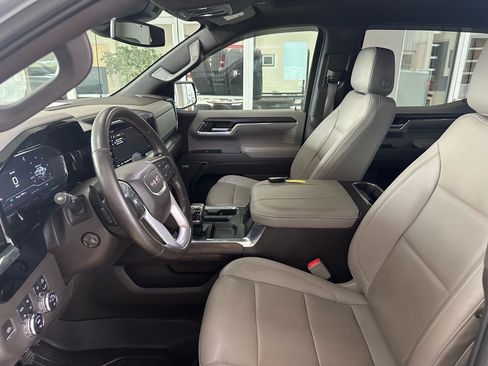 Used 2023 GMC Sierra 1500 SLT w/ SLT Premium Package AWD/4WD image 17