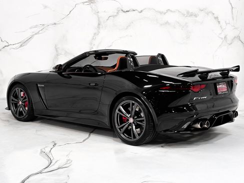 Used 2019 Jaguar F-TYPE SVR image 8