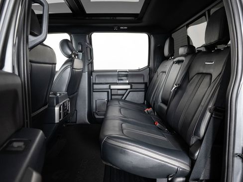 Used 2022 Ford F250 Platinum w/ Tremor Off-Road Package image 18