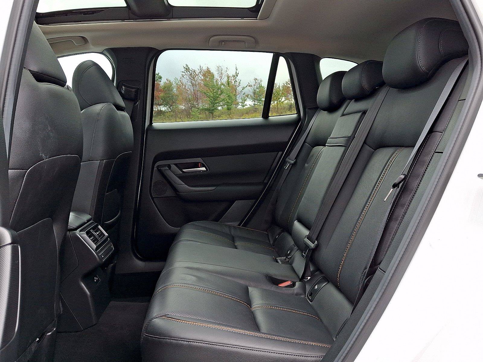 Used 2025 MAZDA CX-50 AWD 2.5 Turbo w/ Premium Pkg image 10