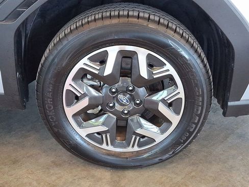 Certified 2025 Subaru Forester Premium AWD/4WD image 11