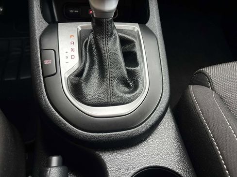 Used 2023 Kia Forte LXS image 22