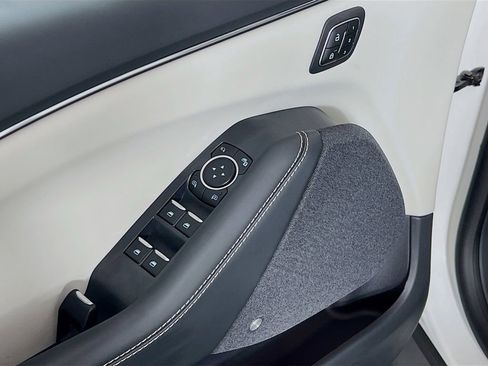 New 2026 Ford Mustang Mach-E Premium image 12