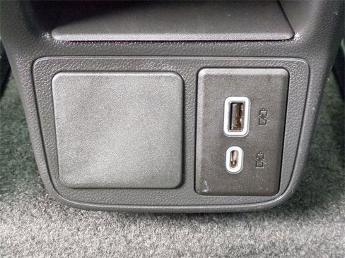 Certified 2022 Buick Encore GX Select image 21