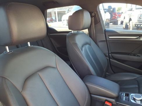 Used 2018 Audi A3 e-tron Premium Plus w/ Technology Package image 12