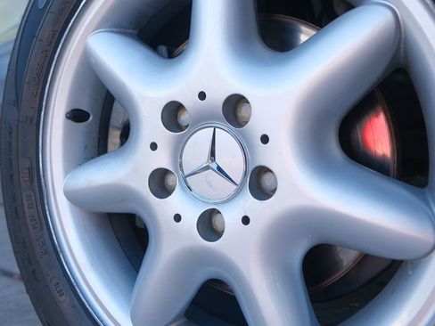 Used 2002 Mercedes-Benz C 320 Sedan image 48