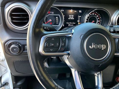 Used 2020 Jeep Wrangler Unlimited Rubicon AWD/4WD image 19