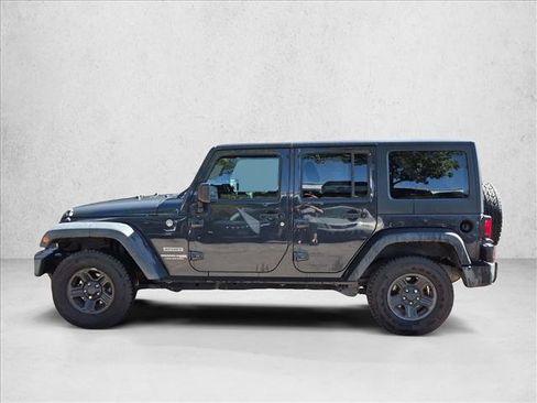 Used 2018 Jeep Wrangler Unlimited Sport w/ Connectivity Group AWD/4WD image 8