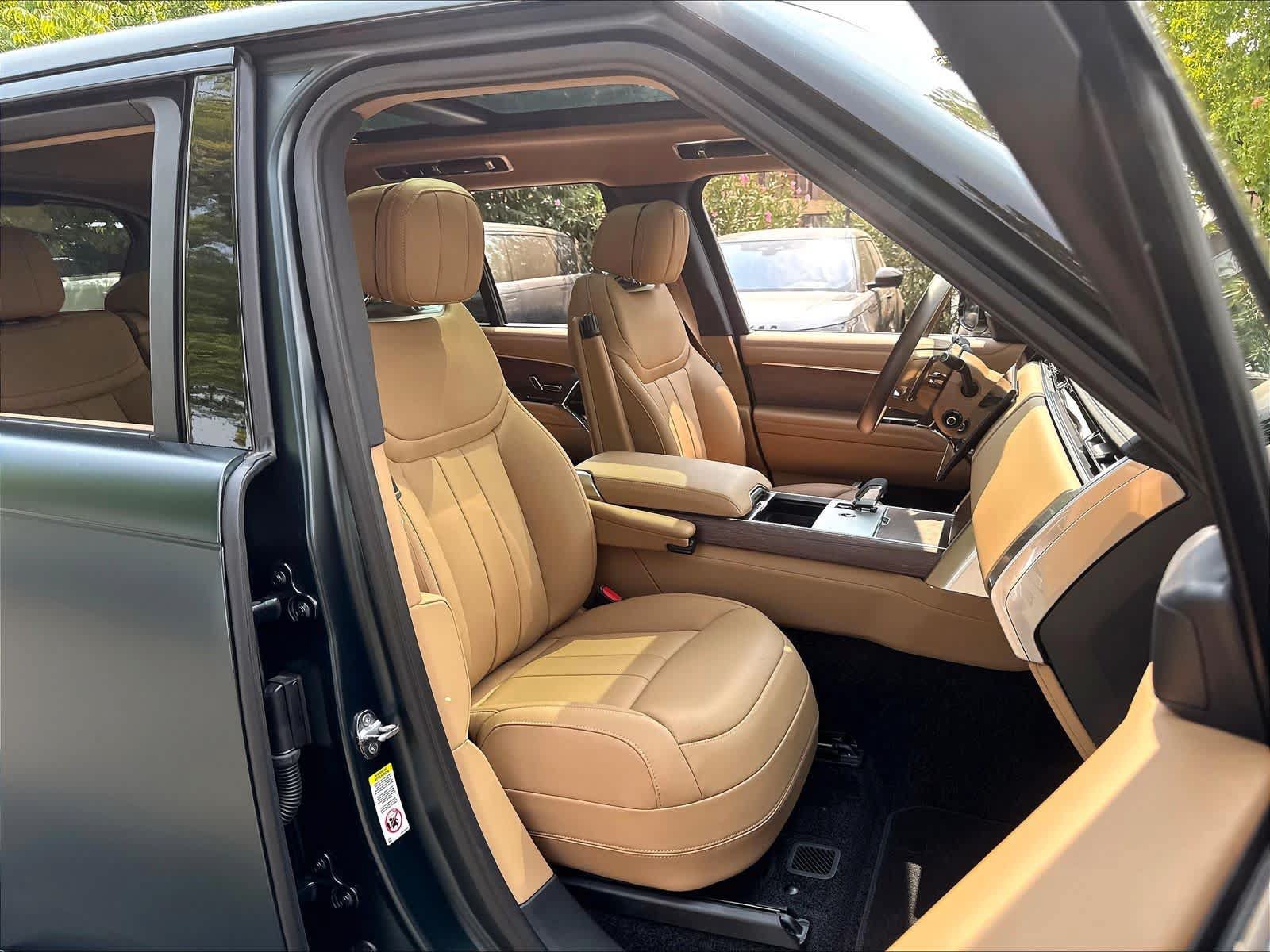 New 2026 Land Rover Range Rover SE AWD/4WD image 31