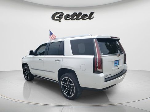 Used 2020 Cadillac Escalade Premium Luxury RWD image 7