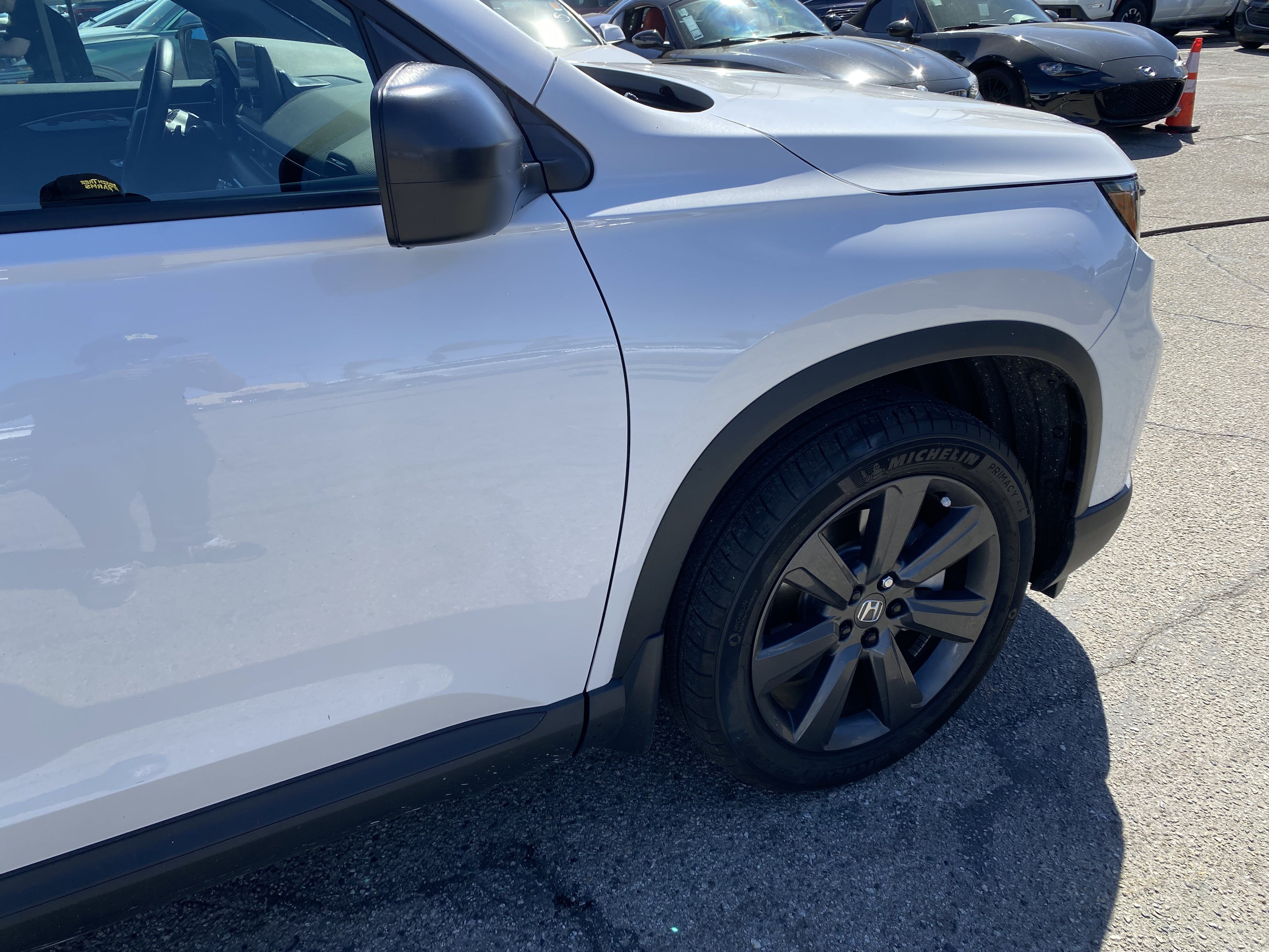 Used 2025 Honda Pilot Sport image 28