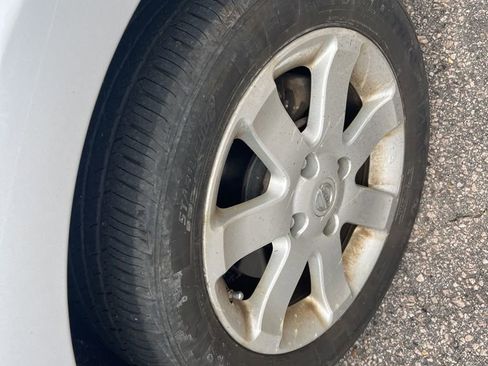 Used 2010 Nissan Sentra 2.0 SR image 11