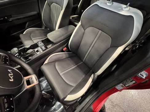 Certified 2025 Kia K5 GT-Line image 18