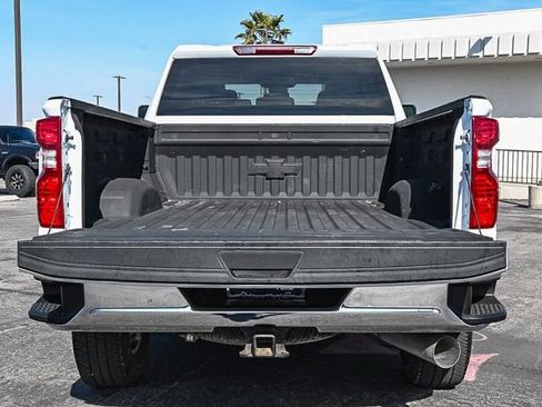 Used 2024 Chevrolet Silverado 2500 LT image 26