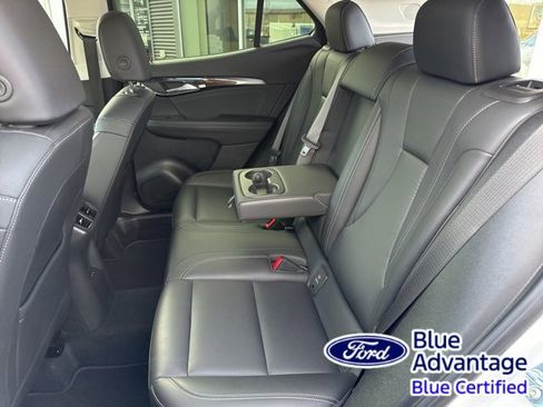 Used 2024 Buick Envision Preferred image 42