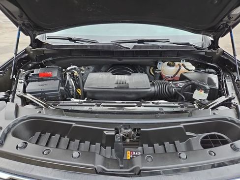 Used 2025 Chevrolet Tahoe High Country image 40