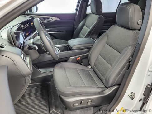 New 2026 Chevrolet Traverse LT w/ Midnight/Sport Edition AWD/4WD image 9