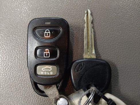 Used 2018 Hyundai Elantra SEL FWD image 32