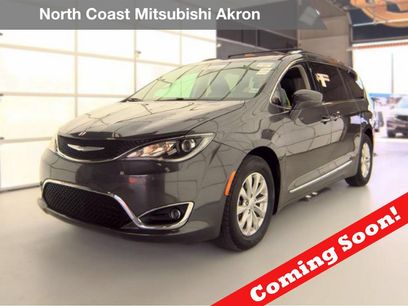 Used 2018 Chrysler Pacifica Touring-L