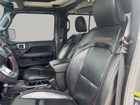 Used 2021 Jeep Gladiator Rubicon image 12