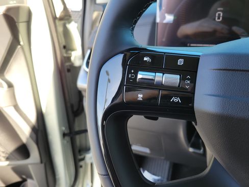 New 2027 Kia Carnival EX w/ Dark Edition Package FWD image 26