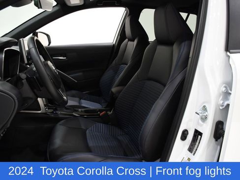 Used 2024 Toyota Corolla Cross AWD Hybrid w/ Convenience Package image 20