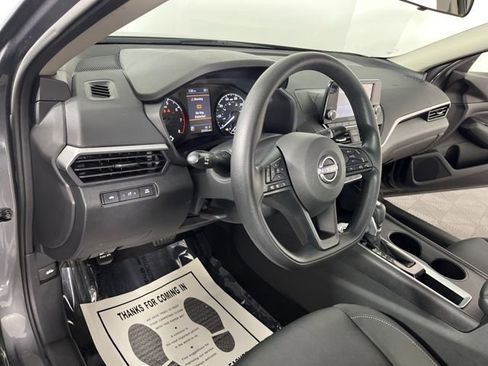Used 2024 Nissan Altima 2.5 S FWD image 18