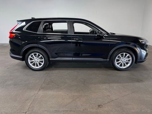 Used 2024 Honda CR-V EX-L image 2