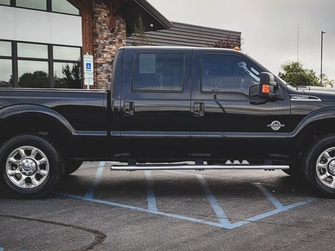 Used 2011 Ford F250 Lariat w/ Lariat Ultimate Pkg AWD/4WD image 29