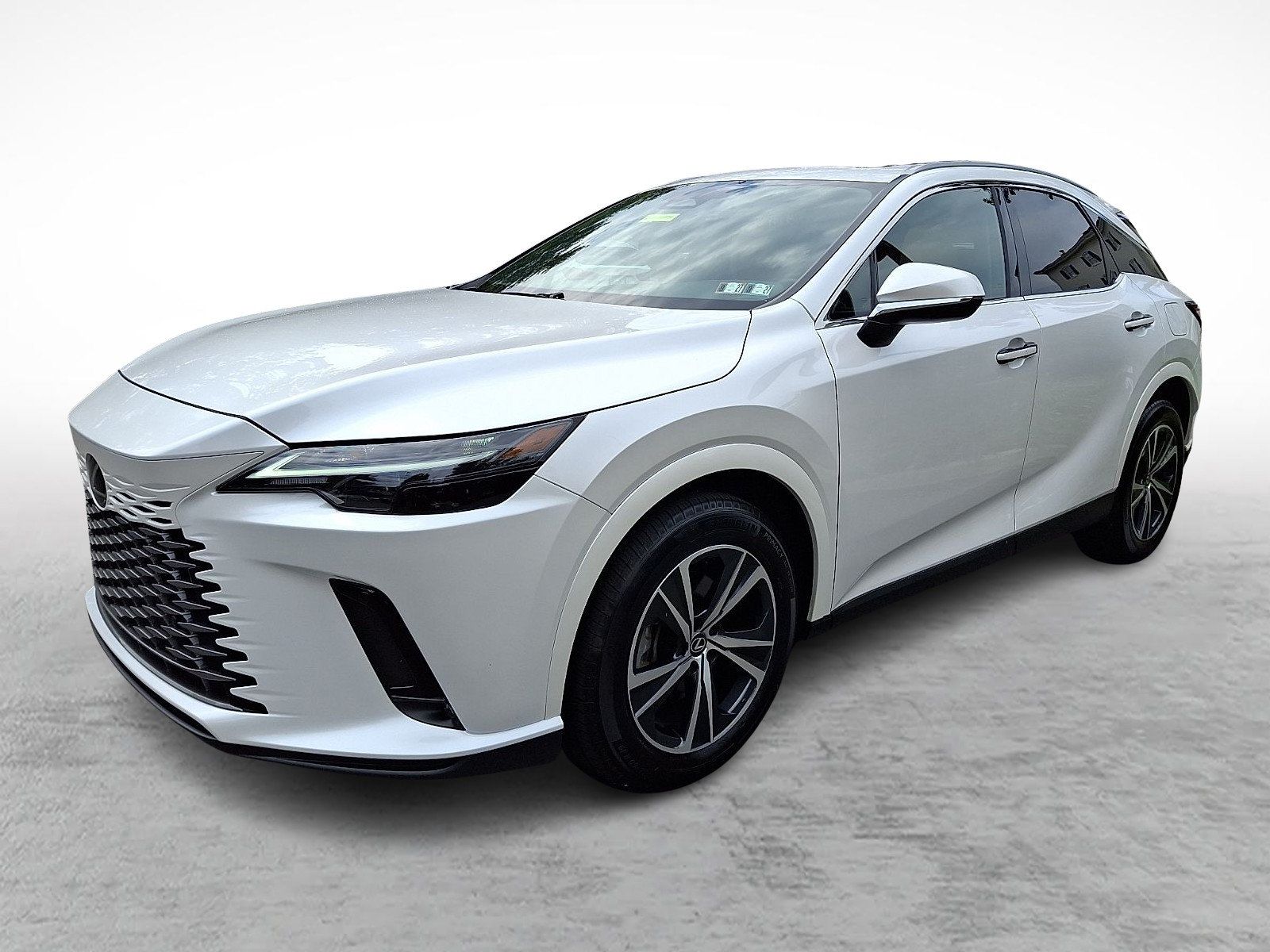 Certified 2025 Lexus RX 350 Premium w/ Accessory Package AWD/4WD image 3