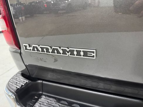 Used 2019 RAM 1500 Laramie AWD/4WD image 37