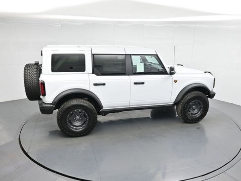 New 2025 Ford Bronco Badlands image 52