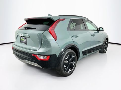 Used 2023 Kia Niro Wind w/ Wind Preserve Package FWD image 9