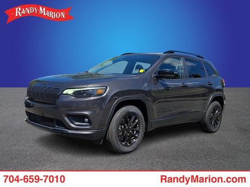 Used 2023 Jeep Cherokee Altitude Lux w/ Lux Elite Package AWD/4WD image 1